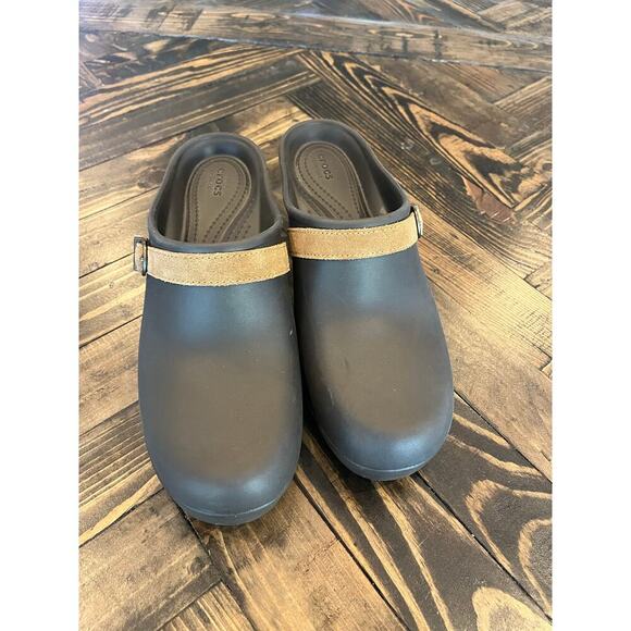 Crocs Sarah Clog Mule Dual Comfort Expresso Rubber Suede Women 10 Neutral Hobbit - Picture 4 of 13